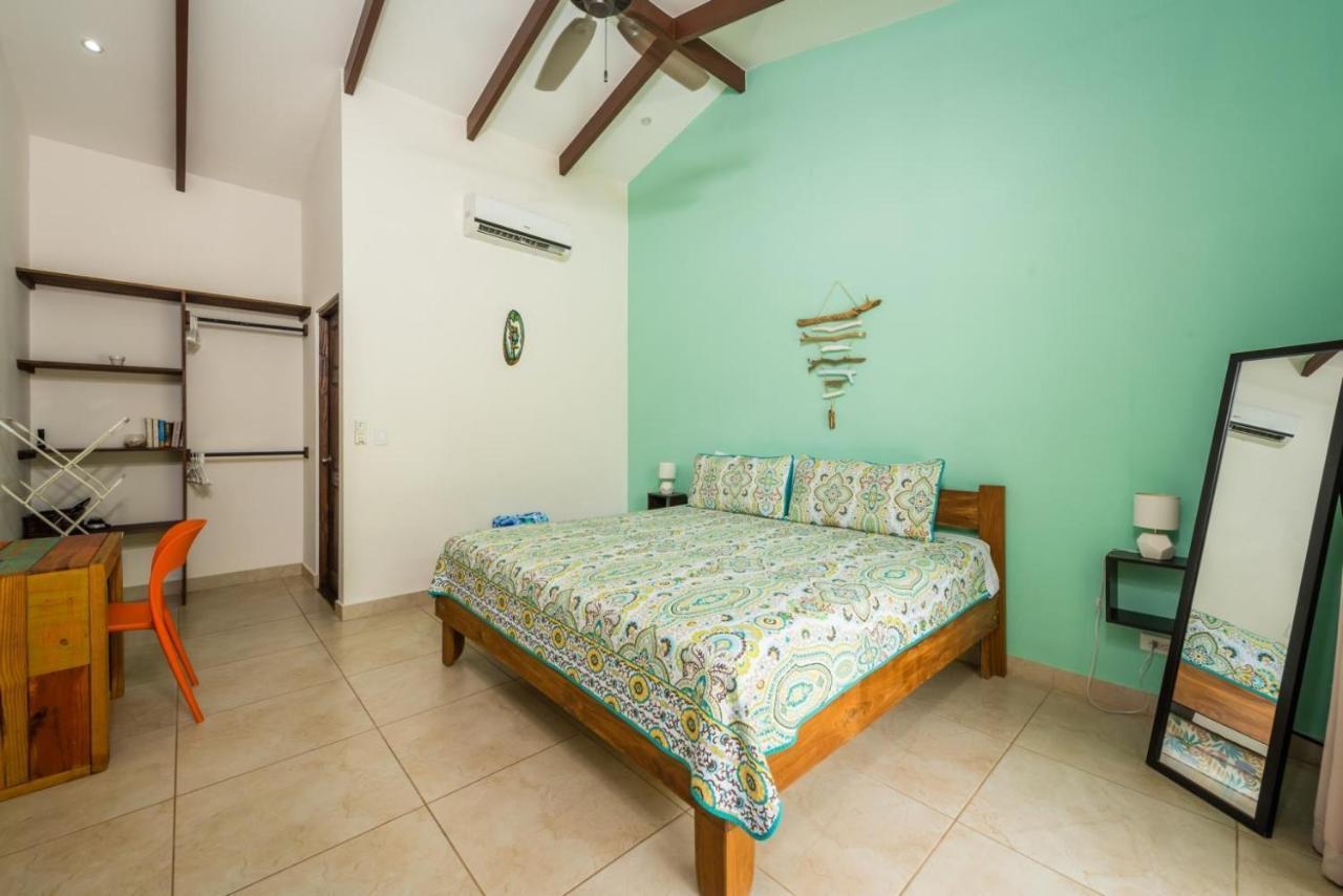 Hotel Surfside Mar Y Posa Playa Flamingo Exterior foto