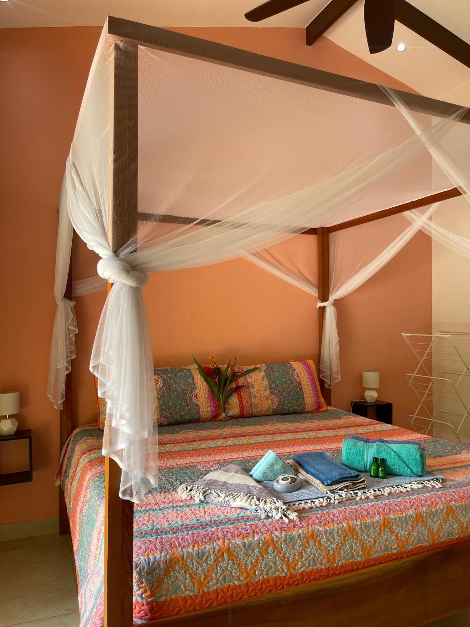 Hotel Surfside Mar Y Posa Playa Flamingo Exterior foto